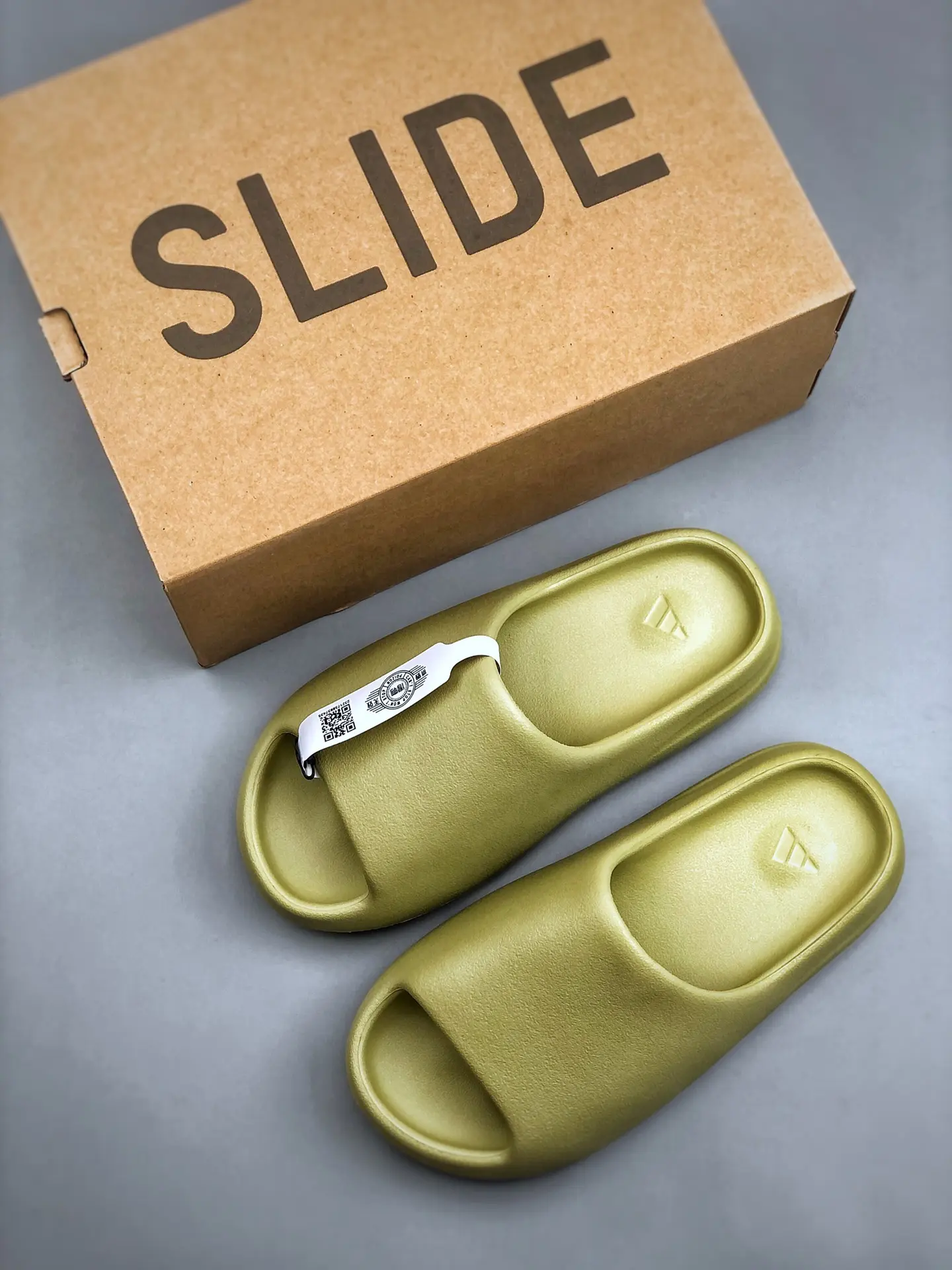 How To Tell If Yeezy Slides Are Fake? - 5 Easy Steps | YtaYta