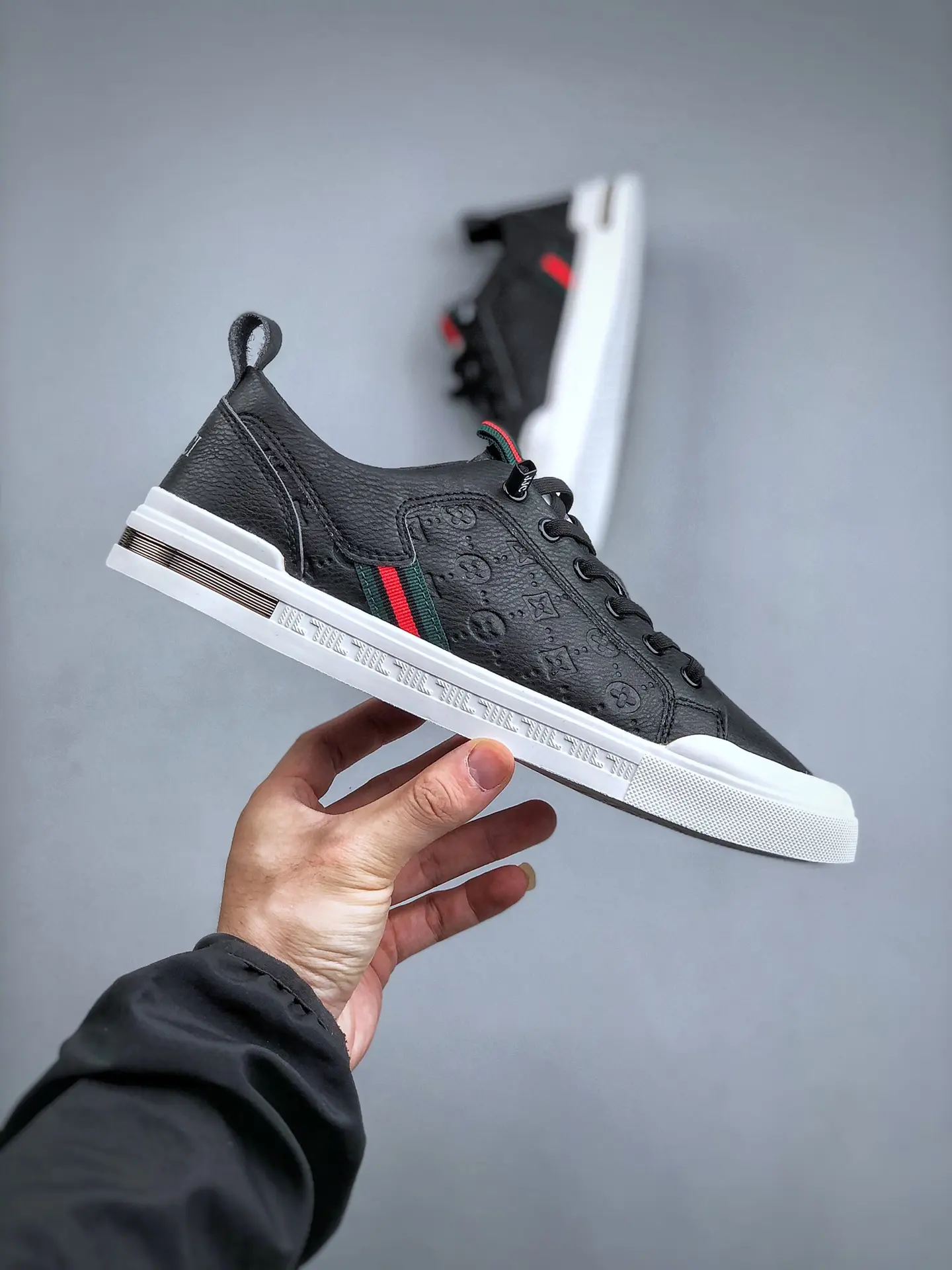 Gucci Basket low-top Black Leather Causal Sneakers Review | YtaYta